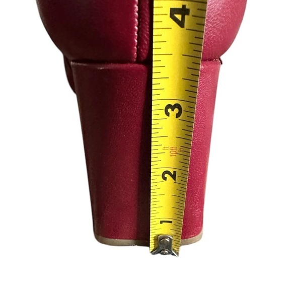 Marc Fisher Oralin heeled Loafer. Burgundy size 8.5. - Picture 6 of 8